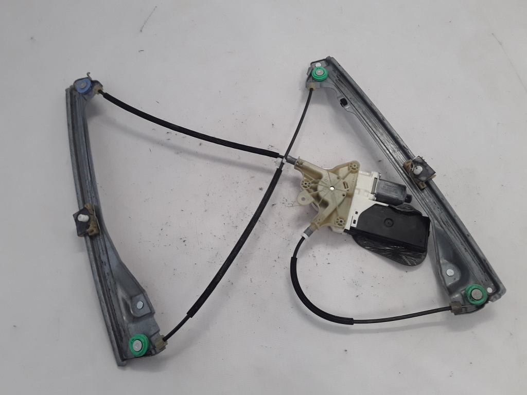 RENAULT Laguna 3 generation (2007-2015) Front Right Door Window Regulator 807000002R 21084095