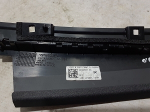 VOLVO C 40 I (2022–2026) Windshield pillar outer molding 32368587 - 3