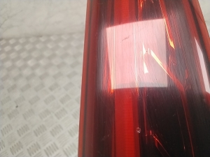 Hyundai Kona (2017–2023) Tagatuli tagaluugil 92403J9100 - 3