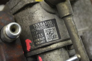 Opel Astra J (2009–2017) Fuel pump 55586500 - 4