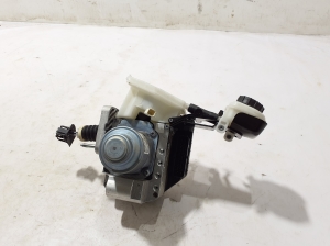 VOLVO C 40 I (2022–2026) Brake booster 32373710 - 3