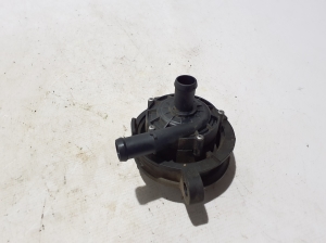   Zusatzwasserpumpe  - 32339645 