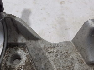 VOLVO C 40 I (2022–2026) Circulation pump bracket 32324903 - 2