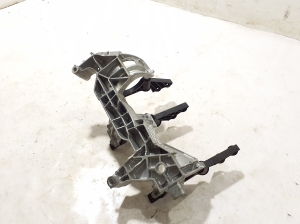 VOLVO C 40 I (2022–2026) Circulation pump bracket 32324903 - 4