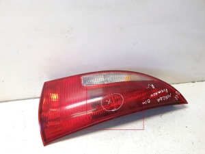 Mazda Premacy (1999–2005) Eckleuchte hinten 22061908 - 2