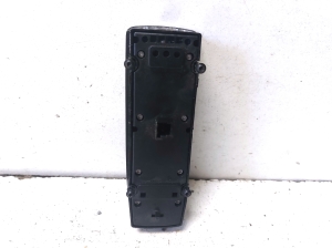 Mercedes Benz E-Class W212 (2009–2015) Front door glass switch A2128208310 - 2
