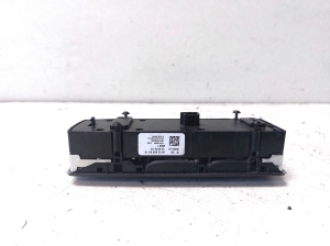 Mercedes Benz E-Class W212 (2009–2015) Front door glass switch A2128208310 - 4