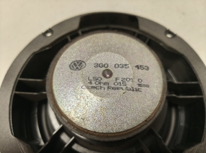 Volkswagen Passat B8 (2014–2023) Tagumise külgukse kõlar 3G0035453 - 2