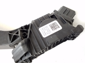 AUDI A3 8V (2012–2020) Accelerator pedal 5Q2723503D - 3