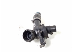 Mercedes Benz E-Class W212 (2009–2015) Termostaat ja selle komponendid A6512002800 - 3