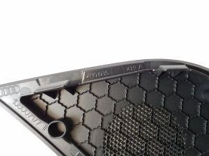 AUDI A8 D4 (2010–2017) Speaker grille 4H0035419A - 2