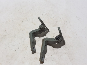 VOLVO C 40 I (2022–2026) Esiukse ülemine hing 31424585 - 2