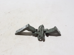 VOLVO C 40 I (2022–2026) Rear side door upper hinge 31457095 - 3