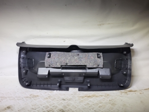 Volkswagen Golf VII (2012–2026) Trunk interior trim 5G6867605B - 2