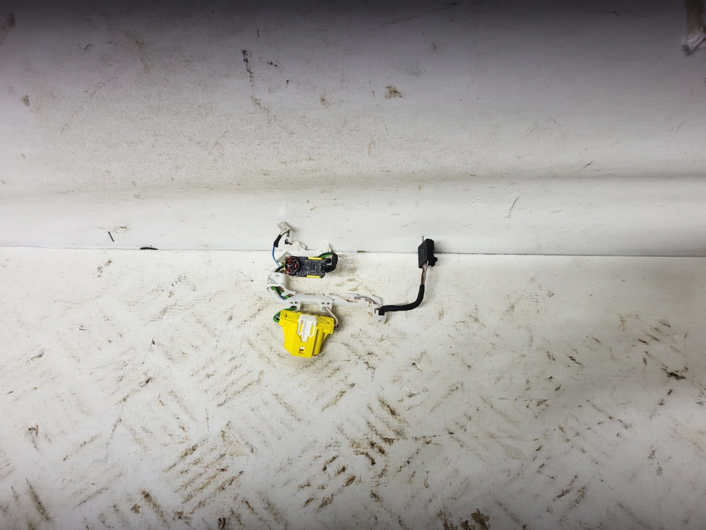 Volkswagen Golf VII (2012–2026) Steering airbag cable 5G0971584C Volkswagen Golf VII (2012–2026) Steering airbag cable 5G0971584C