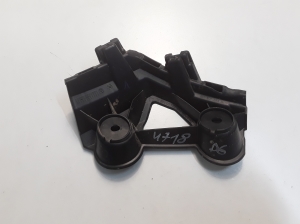 Skoda Kamiq (2019–2026) Rear bumper bracket 658807394A - 3