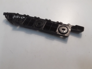Skoda Kamiq (2019–2026) Rear bumper bracket 658807394 - 2