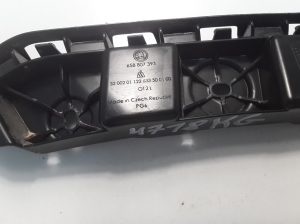 Skoda Kamiq (2019–2026) Rear bumper bracket 658807393 - 4