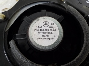 Mercedes Benz G-Class 463 (1990–2018) Rear side door speaker A4638200902 - 3