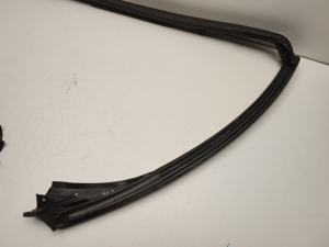 Mercedes Benz SL-Class 230 (2001–2012) Moulure de pare-brise A2307200078 - 3