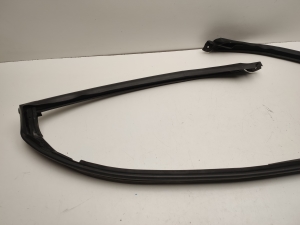 Mercedes Benz SL-Class 230 (2001–2012) Moulure de pare-brise A2307200078 - 5