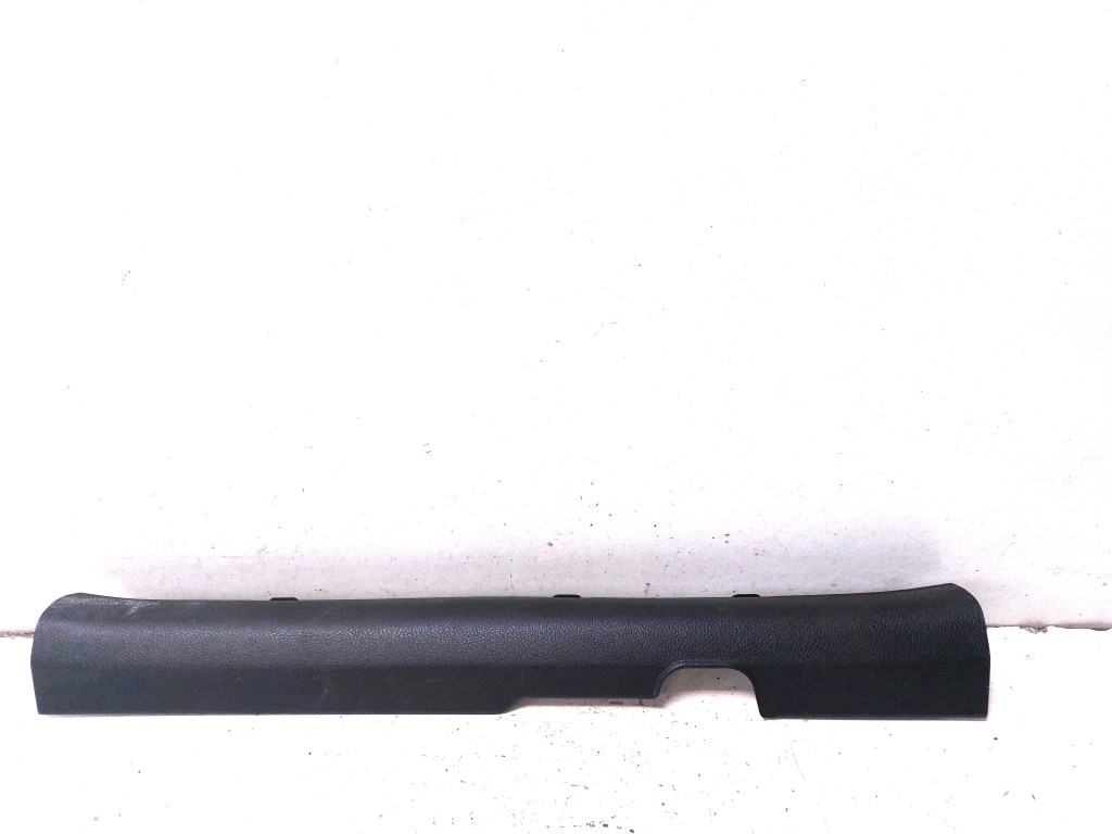 Kia Sportage (2016–2021) Inner sill trim 85881F1000
