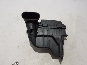   Air filter housing  - 165000571R 