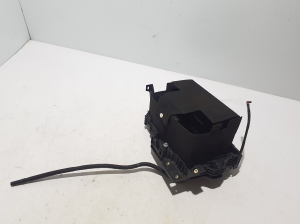 Dacia Duster P1310 (2024–2026) Batteriehalter 244286135R - 5