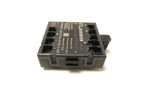 Mercedes Benz A-Class 176 (2012–2018) Front door control unit A1669005605 - 5