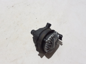 Dacia Duster P1310 (2024–2026) Auxiliary water pump 210104389R - 2