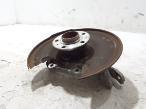 Polestar 2 II (2021–2026) Tagumine rumm 31681851 - 3