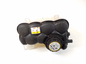   Coolant reservoir  - GX738A080AC 