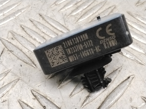 Ford Mustang Mach-E Mach-E (2020–2026) Antenas pastiprinātājs MU5T14G618AC - 4