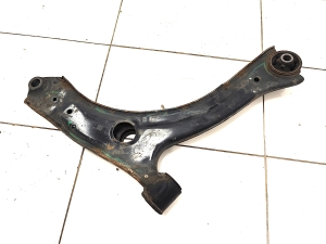 Front control arm - KK313A053AE