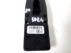 BMW IX3 G08 (2021–2026) Front door glass switch 6847099 - 2