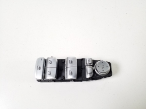   Front door glass switch  - 6847099 