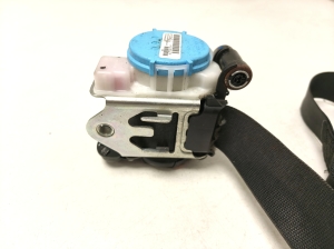 Mercedes Benz A-Class 176 (2012–2018) Front seat belt A1768600285 - 2