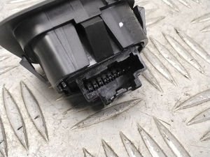 Ford Mustang Mach-E Mach-E (2020–2026) Door lock/unlock switch LJ8B218A83B - 3