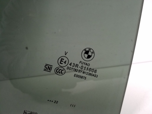 BMW IX3 G08 (2021–2026) Aizmugurējo sānu durvju stikls 7416972 - 3