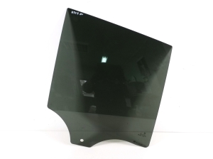   Rear side door glass  - 7416972 