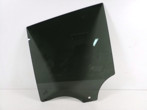   Rear side door glass  - 7416971 