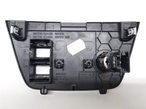 Opel Crossland X X 75 (2017–2026) USB-pesa 39072760 - 4