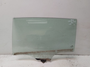 Aizmugurējo sānu durvju stikls - 43R0048