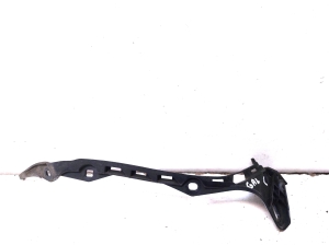 Rear bumper bracket - A1698850463