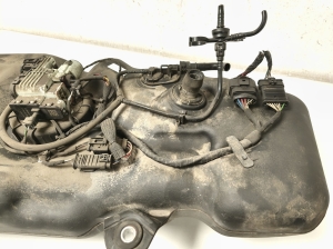 Mercedes Benz ML-Class 166 (2011–2015) AdBlue-Tank A1664706001 - 7