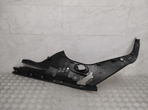 Ford Mustang Mach-E Mach-E (2020–2026) Kapotialune kate LJ8BR16D671AG - 4