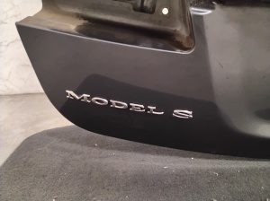 Tesla Model S S (2012–2026) Trunk lid 100263301E - 8