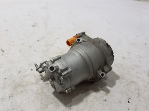 Polestar 2 II (2021–2026) Konditsioneeri kompressor 32275989 - 3