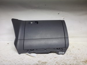 Glove box - 5G1857097AA