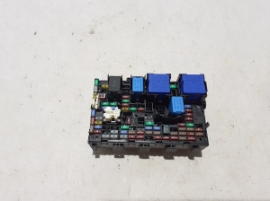   Fuse boxes  - 243801284R 